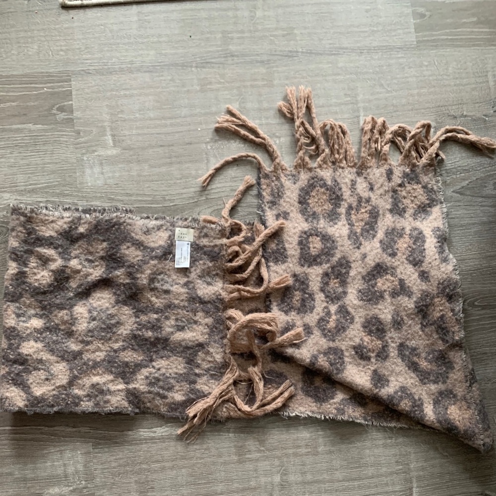 A new day Scarf